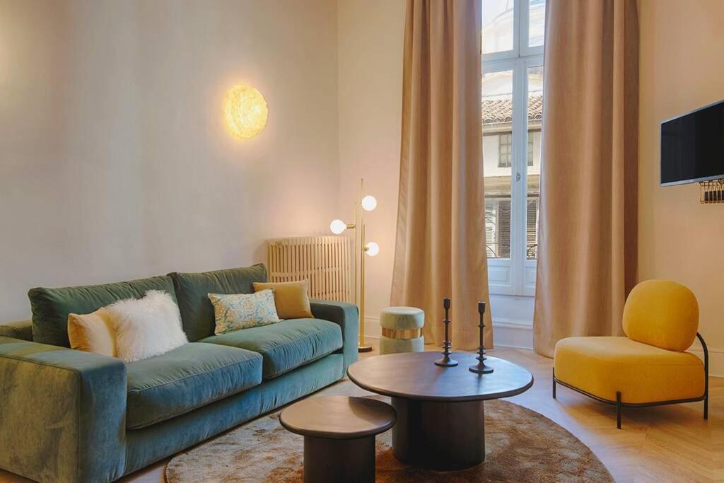 Romantic Flat In The Heart Of The City Авиньон Екстериор снимка