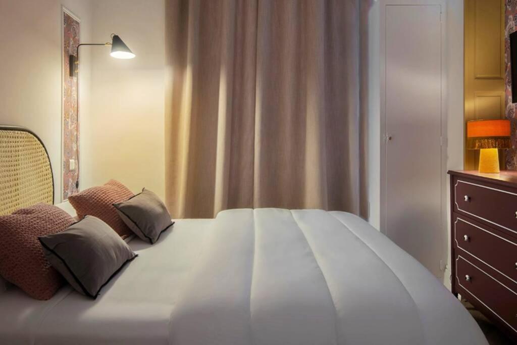 Romantic Flat In The Heart Of The City Авиньон Екстериор снимка